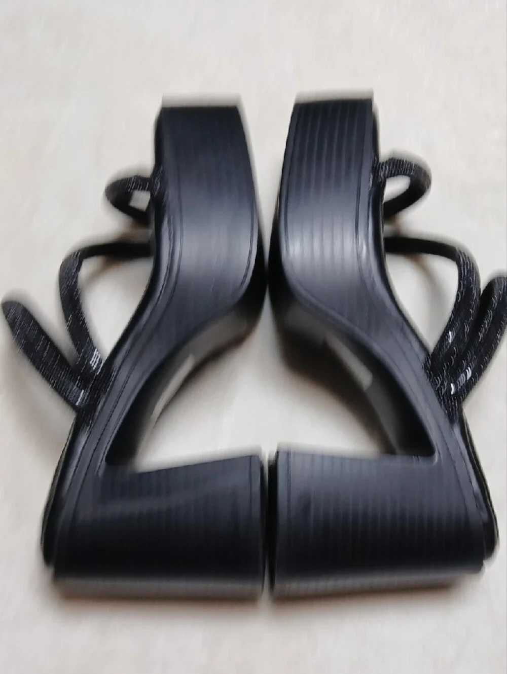 Vintage Havana Black Platform Sandals Size 8